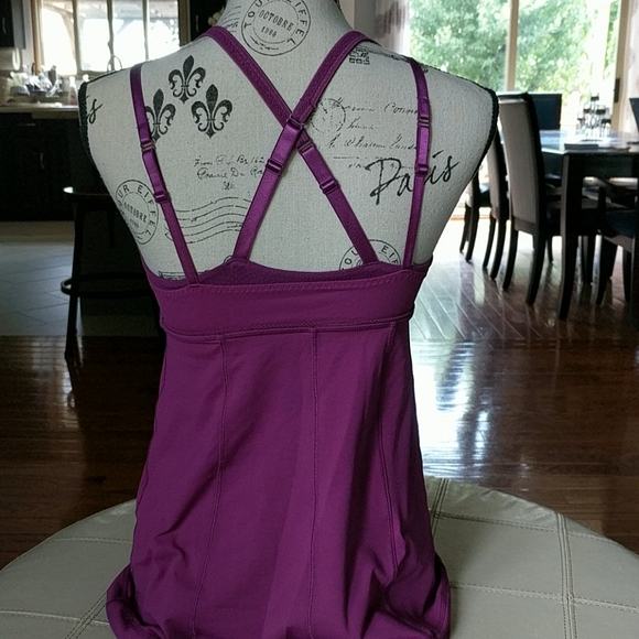 ❄️ 3/$25 LULULEMON Warrior 1 Dewberry Purple Tank - Picture 2 of 6